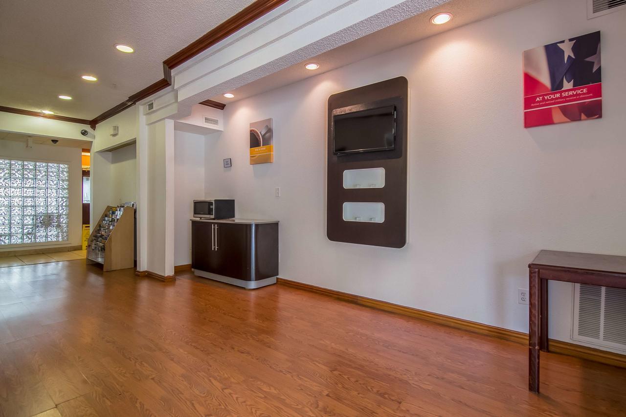 Motel 6-Dallas, Tx - North - Richardson Bagian luar foto